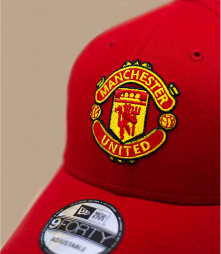 Red Manchester United cap